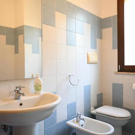 N243 - Numana, Trilocale In Con Piscina Numana