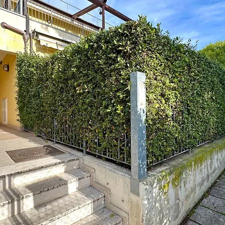 N243 - Numana, Trilocale In Con Piscina * Numana