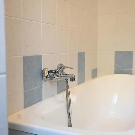 N243 - Numana, Trilocale In Con Piscina Appartamento *