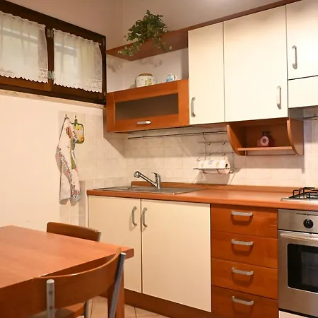 N243 - Numana, Trilocale In Con Piscina *
