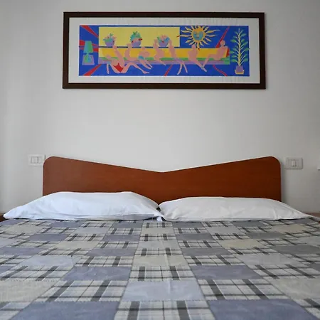 N243 - Numana, Trilocale In Con Piscina *