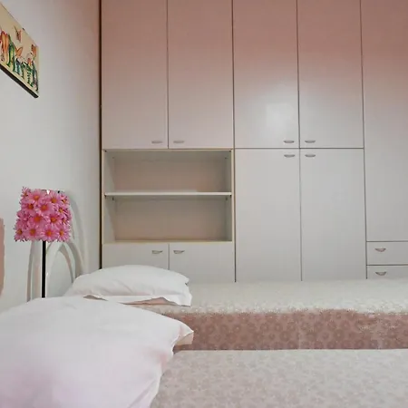 N243 - Numana, Trilocale In Con Piscina Apartment